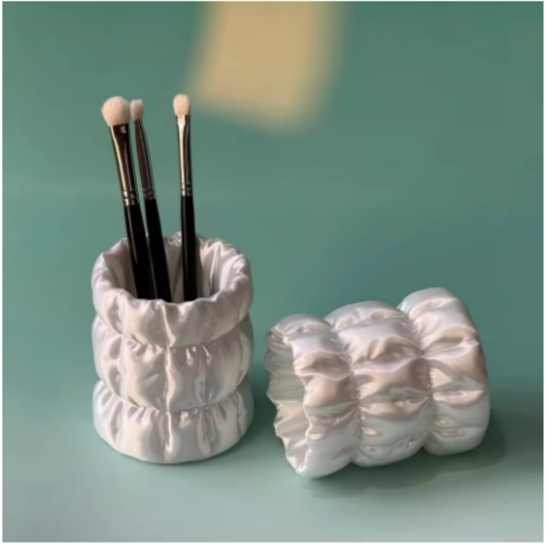 Cloud Ruched Satin Makeup Brus - Luxury Skincare And Makeup Brands review and price