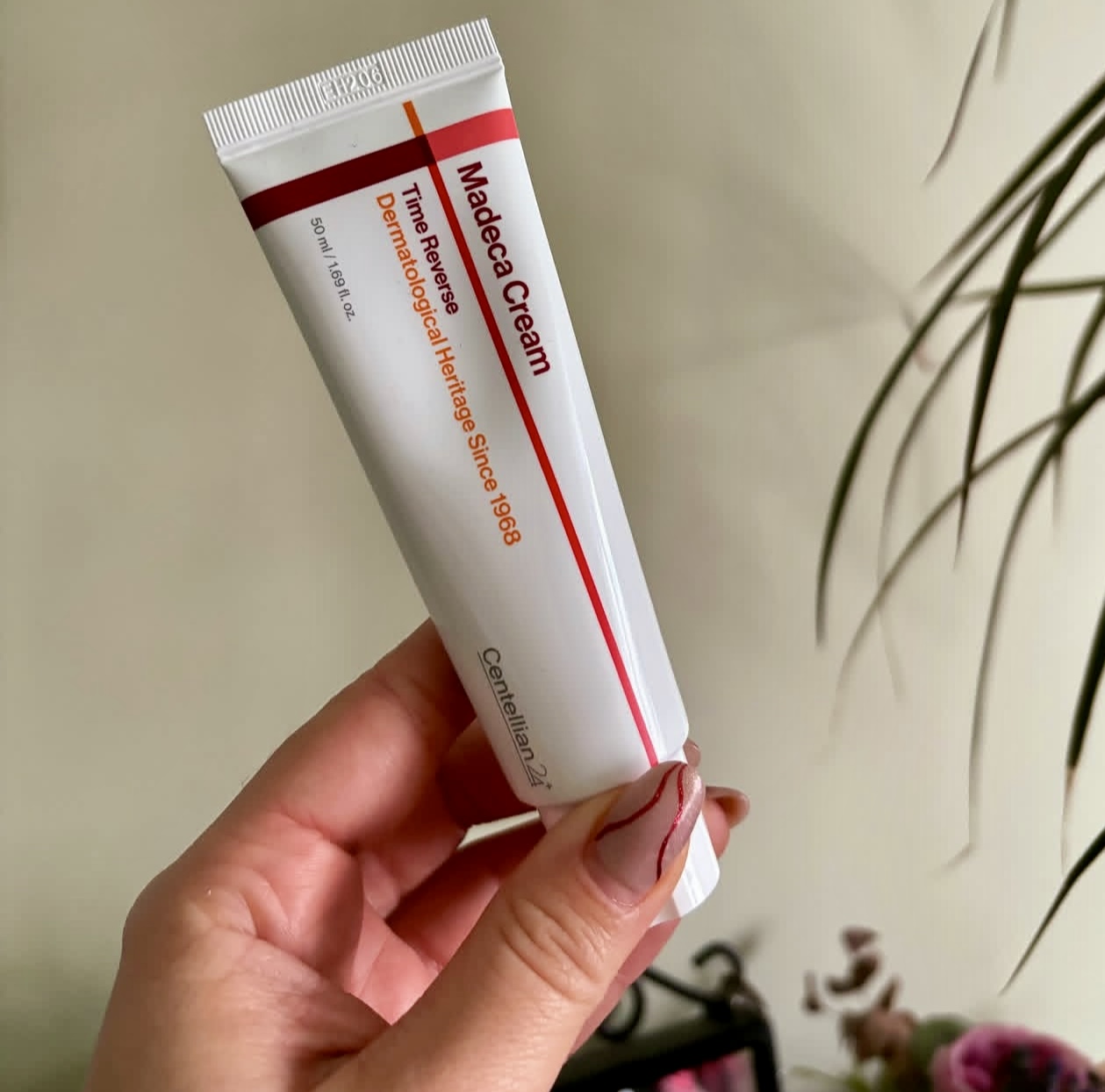 50ml Centella Asiatica Extract - Luxury Skincare Brands review and price